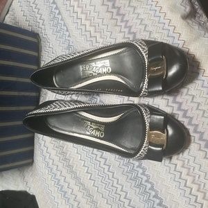 Ferragamo 7 pumps